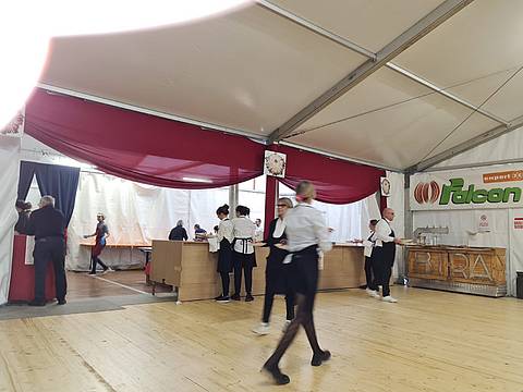 La zona Cucine e Servizio