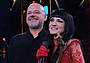 Beatrice Gjergji e Kole Laca con il premio del festival di Kenges
