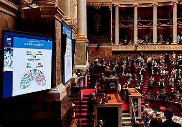 fine_vita_assemblea_francia_afp