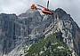percorrendo la cengia Angelini verso il Bivacco Ghedini e discesa al Rifugio Carestiato