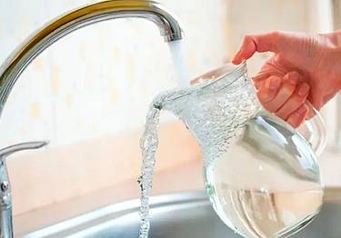 Allarme per l'acqua non potabile Allarme per l'acqua non potabile