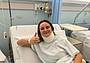 Silvia De Bon,  22 anni, ammaccata sorride dal suo letto all'ospedale Santa Chiara di Trento