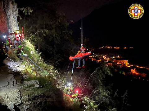 Intervento sulla Ferrata delle Anguane Intervento sulla Ferrata delle Anguane