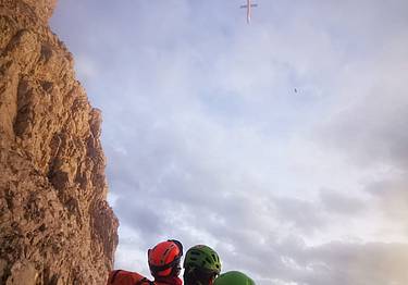 Ritrovato il corpo del base jumper disperso da novembre - 1 Ritrovato il corpo del base jumper disperso da novembre - 1