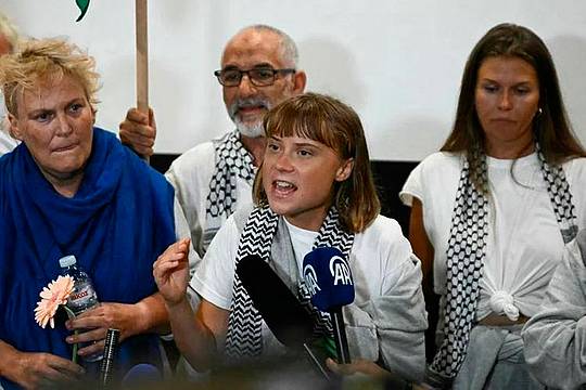 greta_thunberg_flotilla_conf_afp