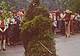 Anni 70. Festa dell'Om selvarech a Ponte Alto di Rivamonte Agordino