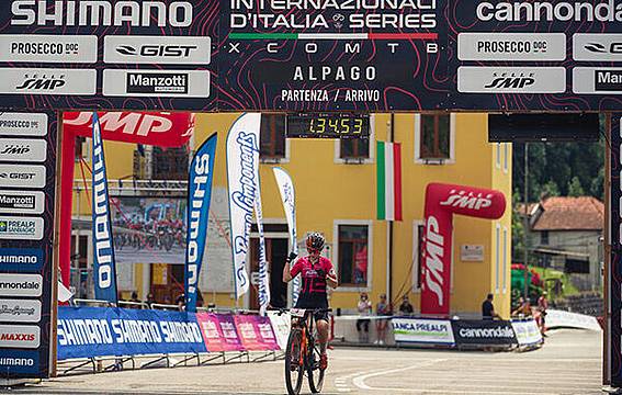 giorgia-marchet_29giugno2024_vittoria-internazionali_italia_arrivo_CREDITO-INTERNAZIONALI-DITALIA giorgia-marchet_29giugno2024_vittoria-internazionali_italia_arrivo_CREDITO-INTERNAZIONALI-DITALIA