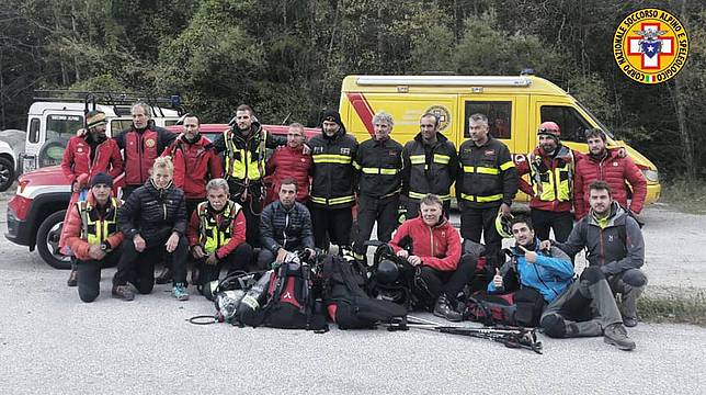 Soccorritori a San Lucano