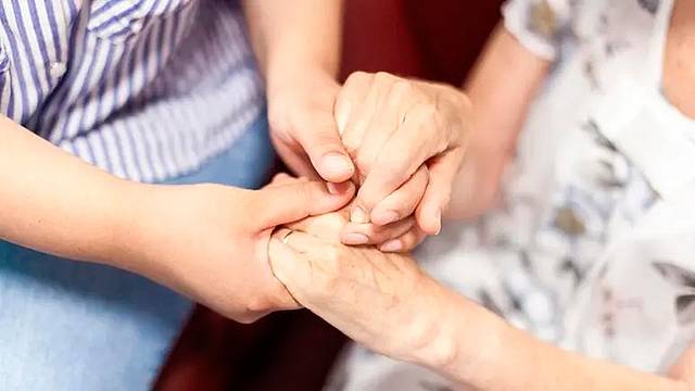 Fine vita, ecco cosa prevede la nuova legge del Veneto Fine vita, ecco cosa prevede la nuova legge del Veneto