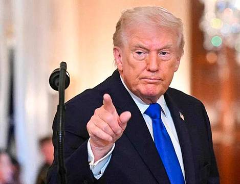 Trump - Rispondete e non esisterete più. Trump - Rispondete e non esisterete più.