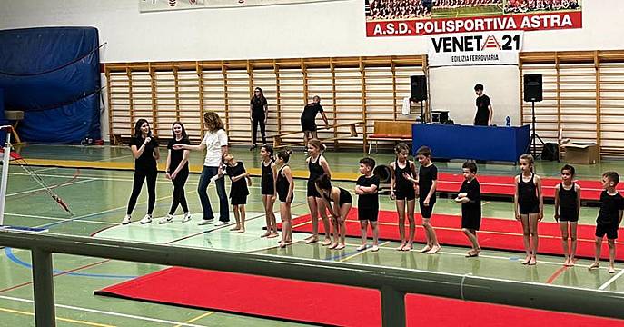 Palazzetto dello Sport gremito per la ginnastica artistica