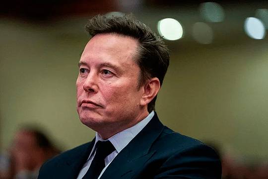 Ucraina, Musk spegne Starlink e ferma i droni di Kiev, Decisione di Trump Ucraina, Musk spegne Starlink e ferma i droni di Kiev, Decisione di Trump