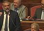 La seduta in Senato, in piedi Luca De Carlo
