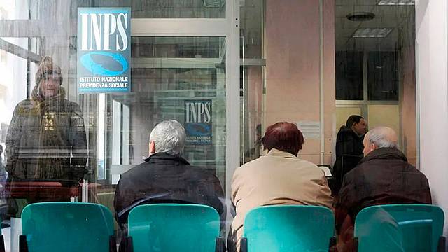 Un ufficio dell'Inps Un ufficio dell'Inps