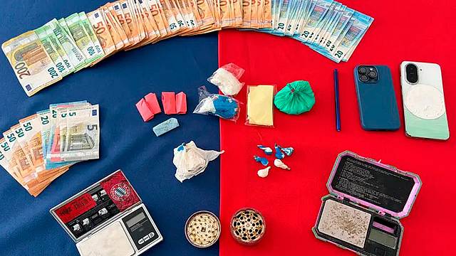 Droga e contanti sequestrati dai carabinieri a due trevigiani