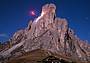 sulla parete della Ra Gusela, sopra passo Giau sulla parete della Ra Gusela, sopra passo Giau