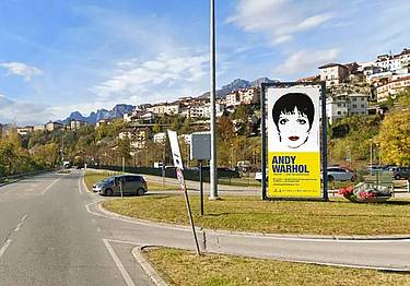 Il manifesto che pubblicizza la foto a Lambioi