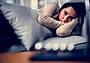 Donna triste - (Foto 123RF) Donna triste - (Foto 123RF)