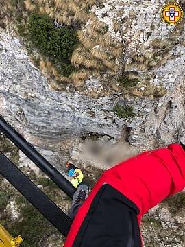 sotto la Ferrata Angelo Viali al Monte Gramolon sotto la Ferrata Angelo Viali al Monte Gramolon