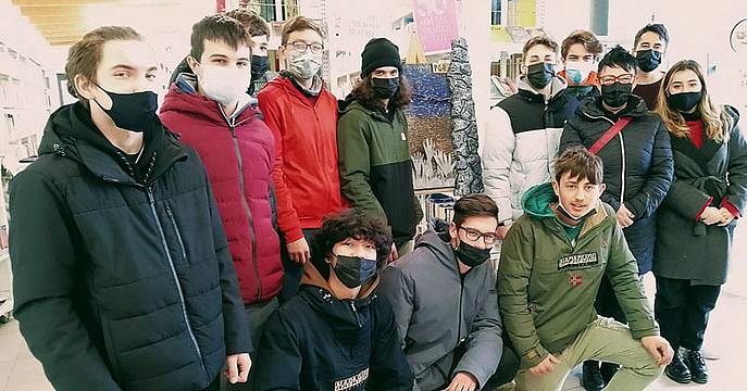 Studenti della Scuola del legno di Sedico Studenti della Scuola del legno di Sedico