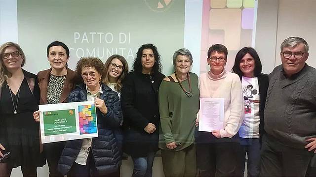 La firma del Patto di comunità al campus Tina Merlin