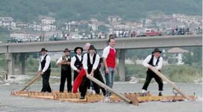 Zattieri lungo il Piave una rievocazione in tempi recenti
