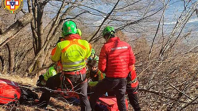 Soccorso alpino in azione Soccorso alpino in azione
