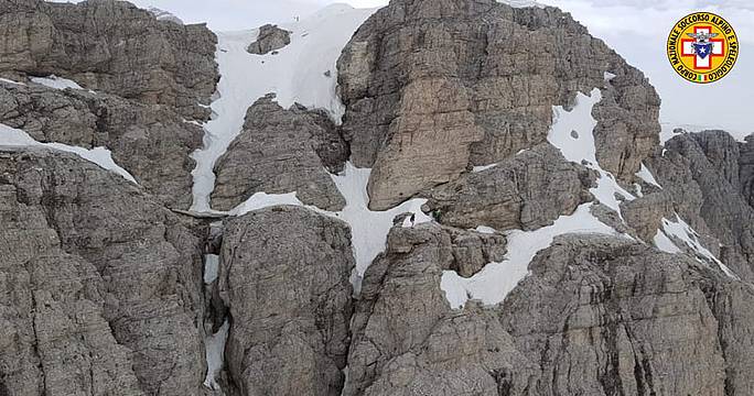 Soccorse escursioniste sul Lagazuoi Soccorse escursioniste sul Lagazuoi