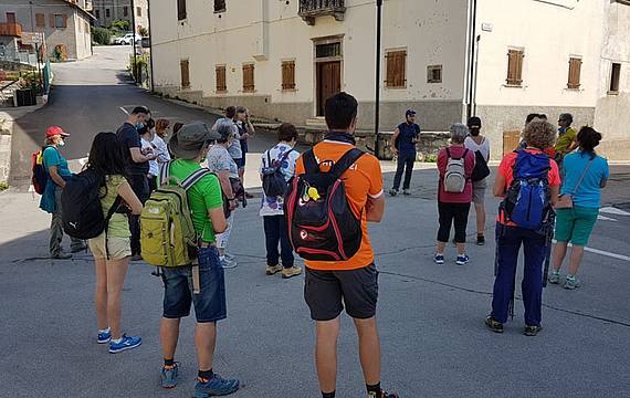 passeggiata con archeologo Gian Galeazzi passeggiata con archeologo Gian Galeazzi