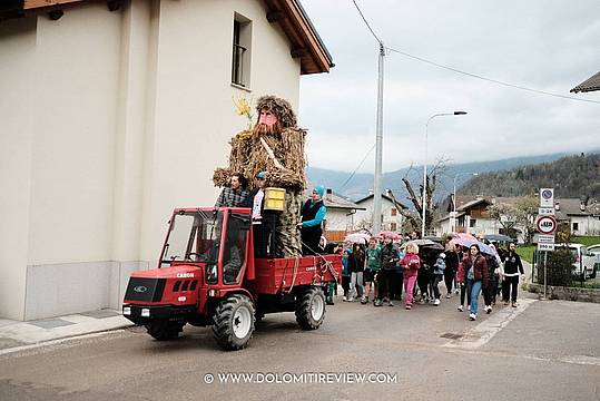 Festa de l’Om Salvarech a La Valle Agordina Festa de l’Om Salvarech a La Valle Agordina