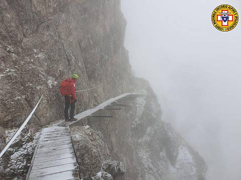 La nebbia impedisce ancora il recupero dell'escursionista sul Cristallo 2 La nebbia impedisce ancora il recupero dell'escursionista sul Cristallo 2