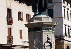 Statua di Tiziano a Pieve di Cadore Statua di Tiziano a Pieve di Cadore