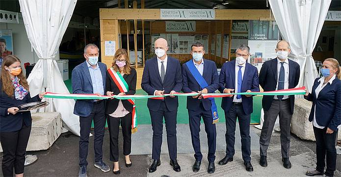2 giorni sulla gestione sostenibile della foresta del Cansiglio 2 giorni sulla gestione sostenibile della foresta del Cansiglio
