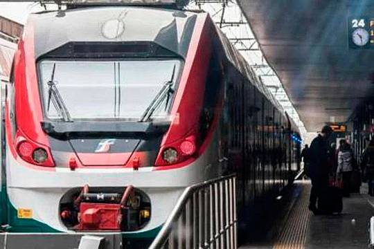 Un treno - (Fotogramma-Ipa)