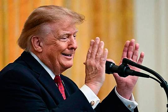 Trump e il mea culpa, Usa volano e non l'ho spiegato, ho fatto un pessimo lavoro