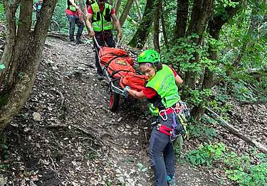 Infortunio di un ciclista in Valsanzibio Infortunio di un ciclista in Valsanzibio