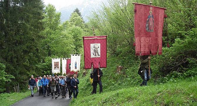 Processione Processione