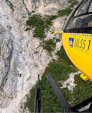 Ricerca nella notte sotto le Tre Cime