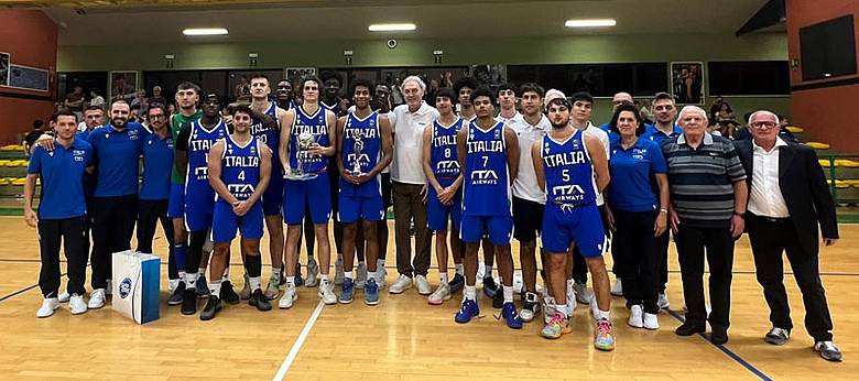La Nazionale azzurra vincitrice del Torneo di Domegge 2025