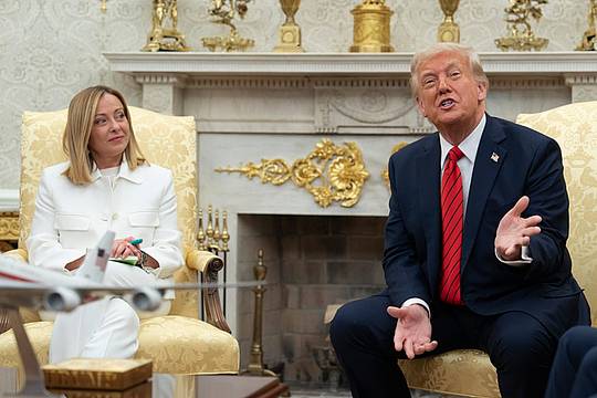 Giorgia Meloni e Donald Trump durante la conferenza stampa alla Casa Bianca del 17 aprile 2025 (Ipa/Ftg)