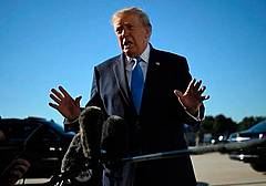 Trump - l'ultima idea, 'Ricompensa di 1 milione a chi denuncia frodi alle elezioni'. Trump - l'ultima idea, 'Ricompensa di 1 milione a chi denuncia frodi alle elezioni'.