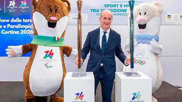 Svelate le torce olimpiche