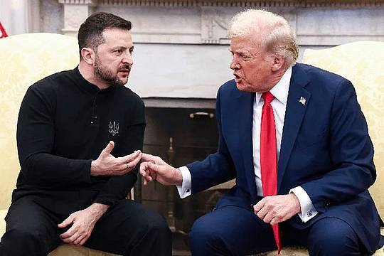 Trump, Zelensky non vuole la fine della guerra. Il presidente ucraino, Casa Bianca spinge Kiev alla resa. Trump, Zelensky non vuole la fine della guerra. Il presidente ucraino, Casa Bianca spinge Kiev alla resa.