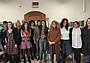 Foto di gruppo all'iniziativa “L’8 marzo tutti i giorni…anche l’11” al polo bibliotecario di Feltre