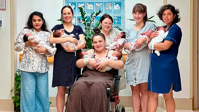 I sette bambini nati all'ospedale di Belluno il 24 giugno con le loro mamme