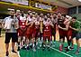 La Nazionale U20 della Turchia con il trofeo Meneghin