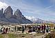 In navetta fino al rifugio Auronzo, ai piedi delle Tre Cime di Lavaredo, nel segno del turismo sostenibile.