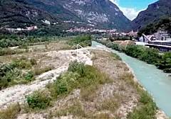 Il Piave in secca, visto dal drone - il letto è prosciugato per tre quarti Il Piave in secca, visto dal drone - il letto è prosciugato per tre quarti
