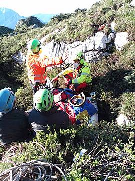 intervento in grotta di Buca Mongana 1