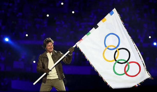 Tom Cruise prenota le Olimpiadi di Cortina 2026